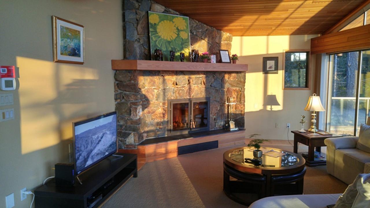 Sunshine Coast Treetop B&B Sechelt Eksteriør bilde