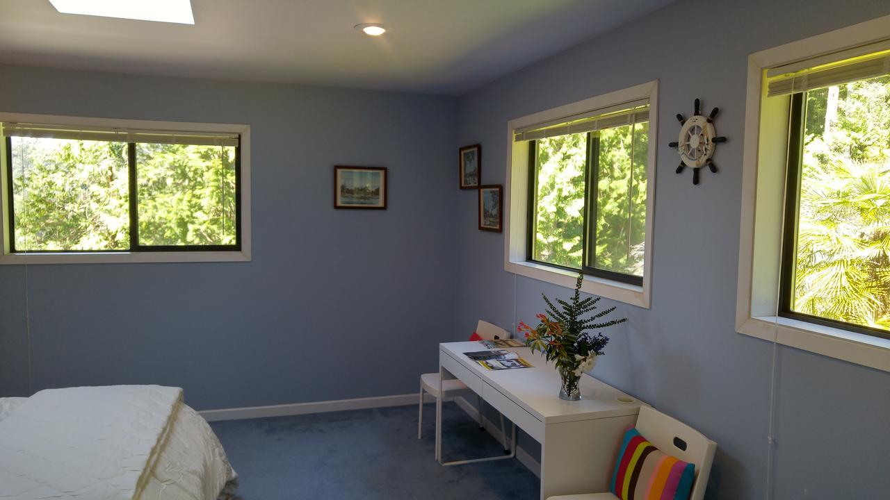 Sunshine Coast Treetop B&B Sechelt Eksteriør bilde